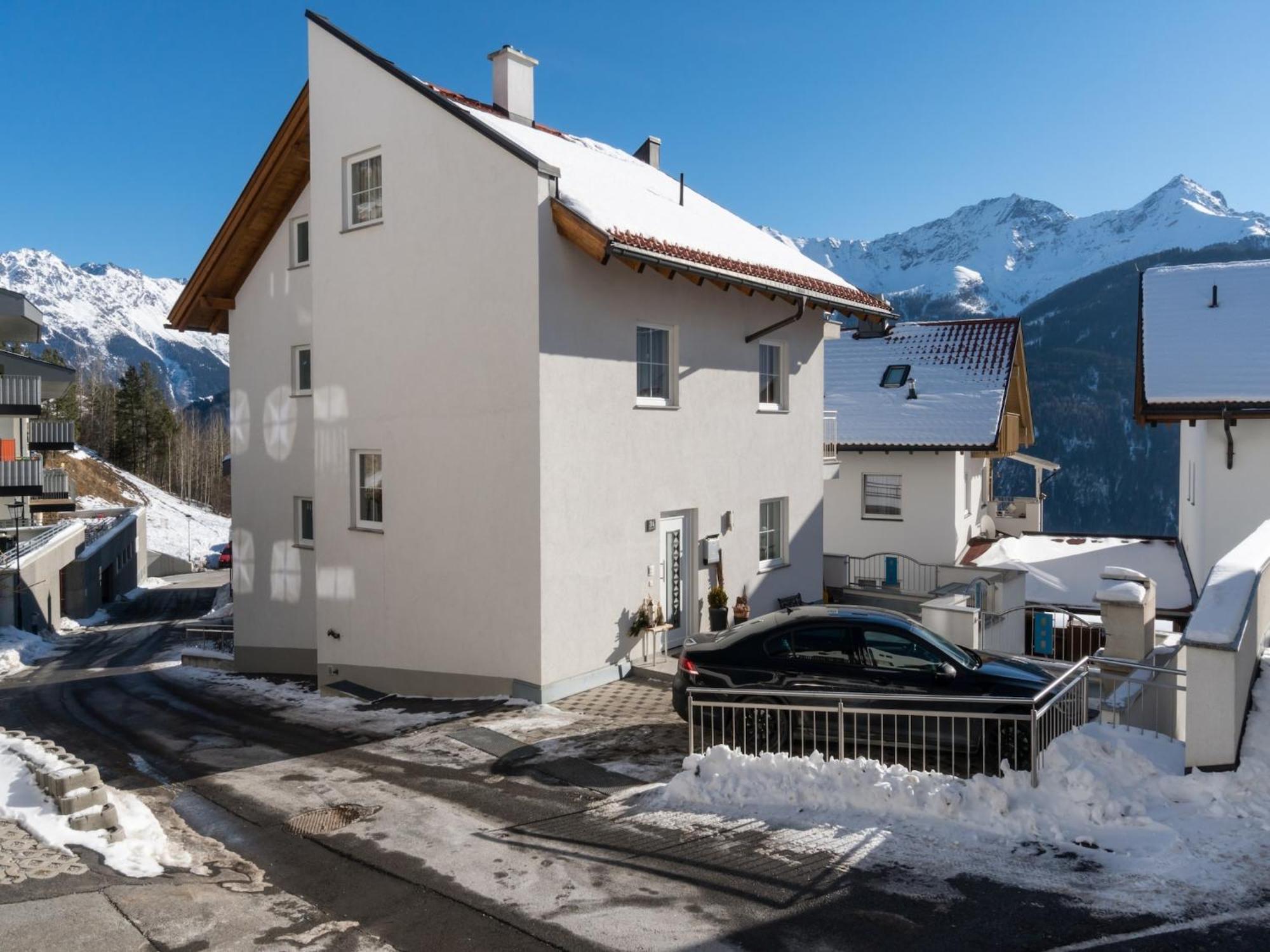 Modern Apartment In Fiss At Ski Bus Stop Экстерьер фото